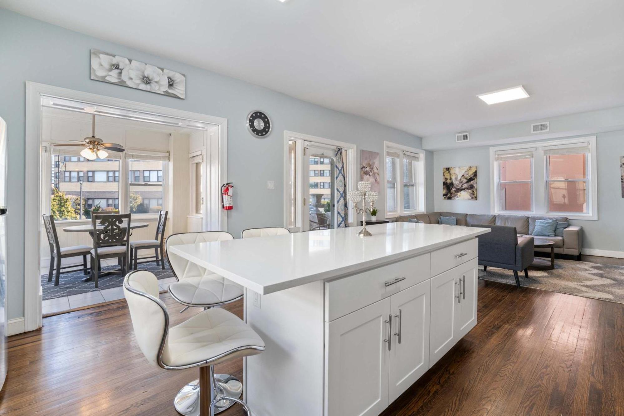 Luxe Estate - 4 Bedrooms And 3 Bathrooms * Atlantic City